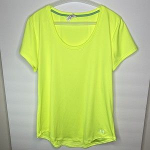 Under Armour Heat Gear Top Women’s Sz Med Neon Green Semi-Fitted Scoop Neckline